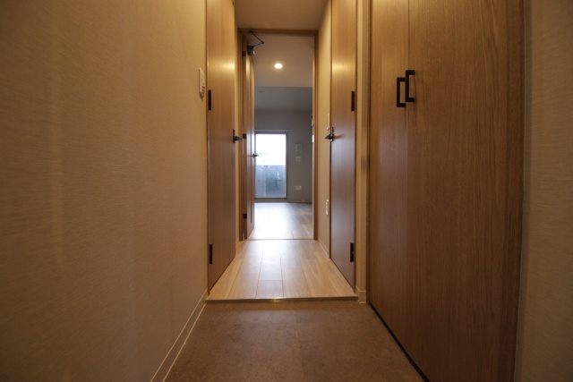 玄関　※別室の参考写真の為、現況優先です。