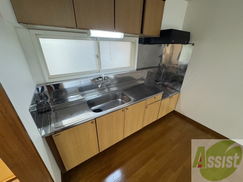 キッチン　キッチンはスペースも広々していて使いやすそうですよ！