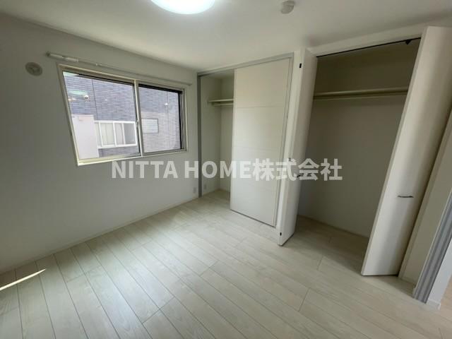 その他部屋・スペース　洋室は５．６帖です☆彡