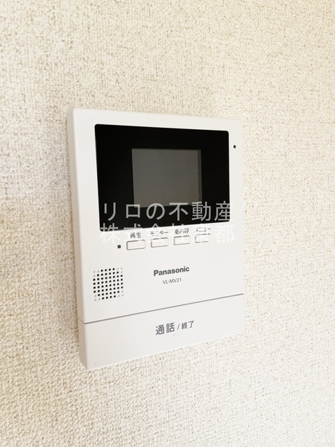 セキュリティ　ＴＶモニター付インターホンがあるので訪問者が一目でわかります