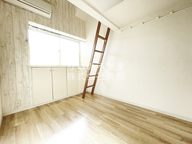 居室・リビング　南向きで日当たり良好なお部屋！暖かな日差しが入ります♪