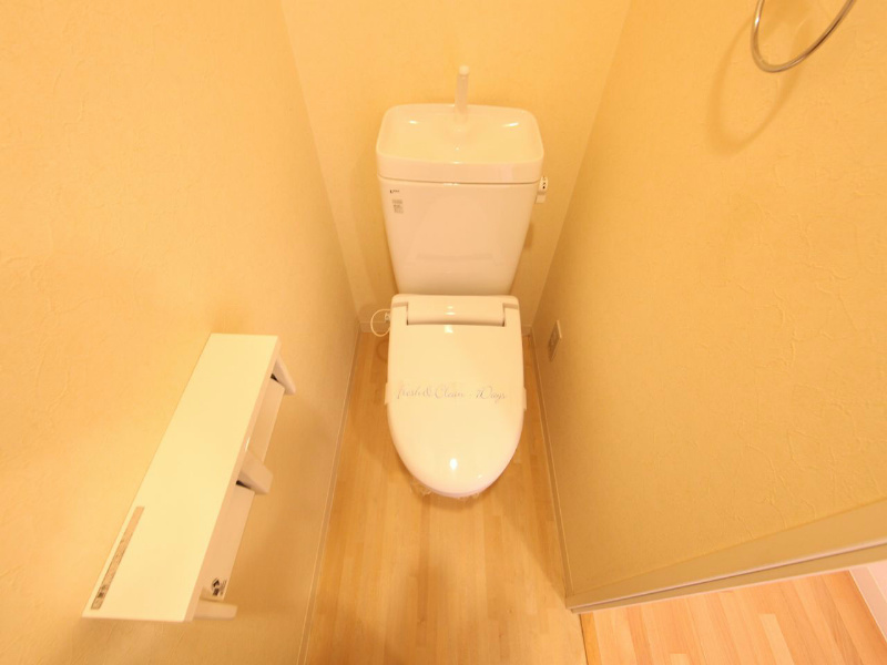 トイレ　洋式トイレ　暖房便座付き