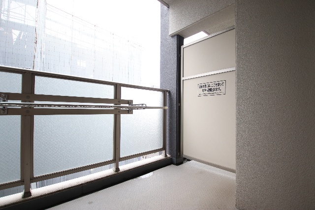 バルコニー　※別室の参考写真の為、現況優先です。