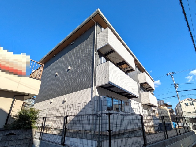 建物外観　建築中