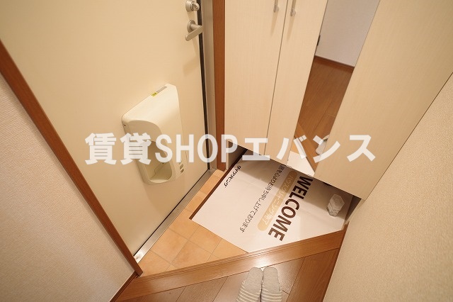 玄関　明るい玄関です