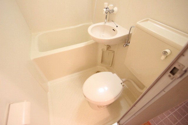 洗面設備　同物件別号室