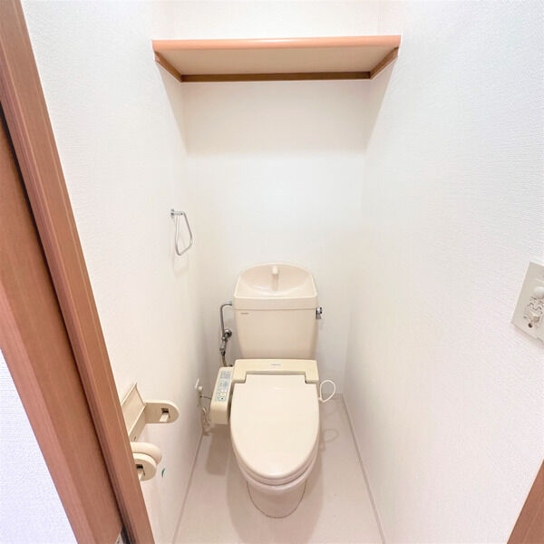 トイレ　別室の参考写真です。※現況優先