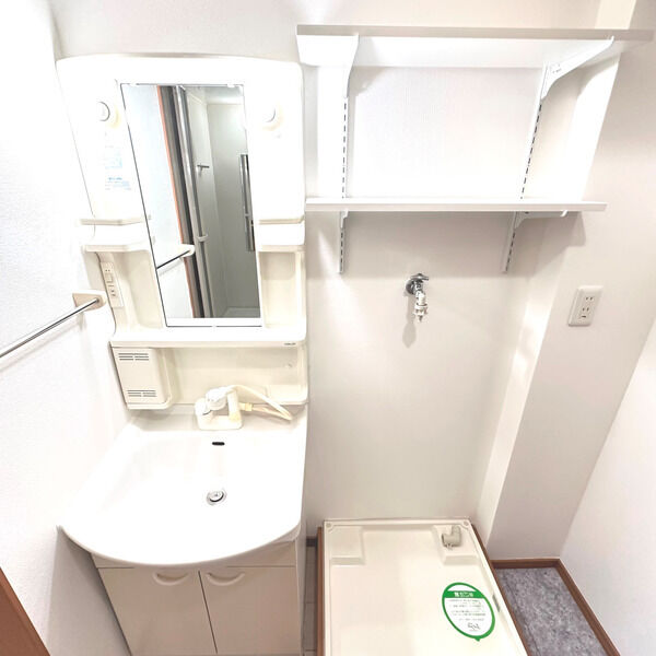 洗面設備　別室の参考写真です。※現況優先