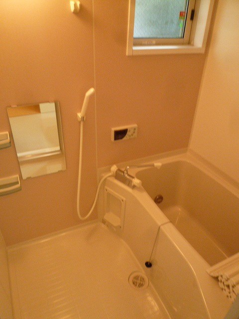 バス・シャワールーム　反転間取参照