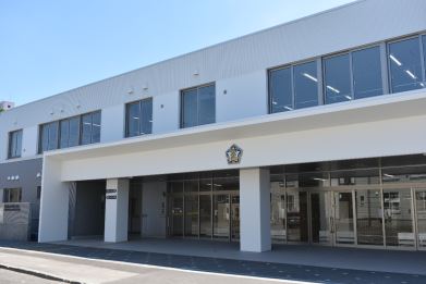 小学校　札幌市立栄西小学校（小学校）まで112m