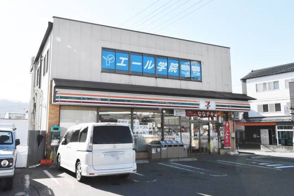 コンビニ　セブンイレブン 東部田中店（コンビニ）まで1000m