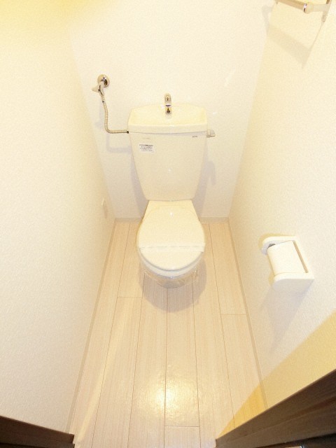 トイレ　広々としたトイレスペース♪