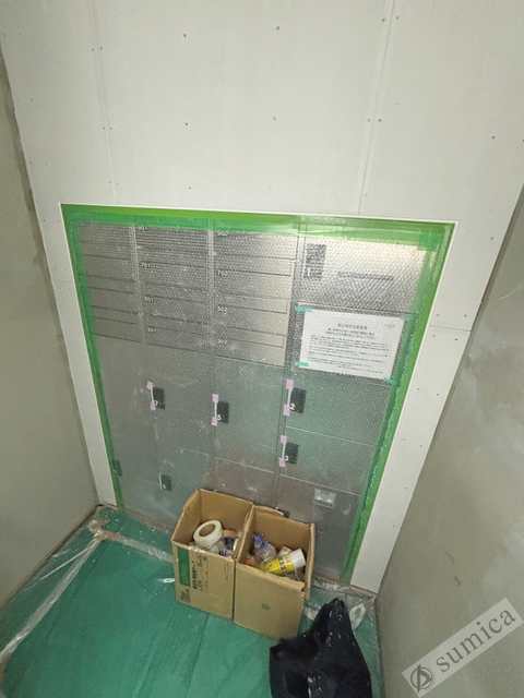 エントランス　宅配ボックス完備♪外出時でも安心＾＾