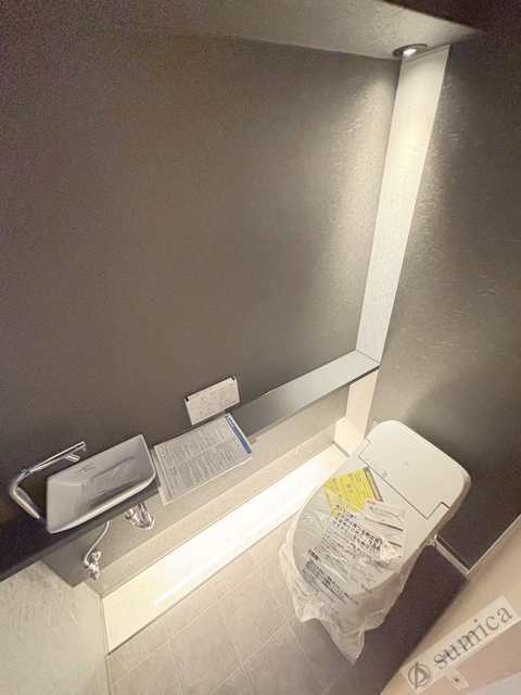 トイレ　温水洗浄便座付き♪♪