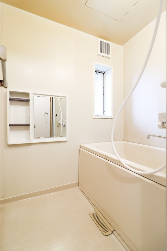 バス・シャワールーム　図面と現状に相違がある場合には現状を優先