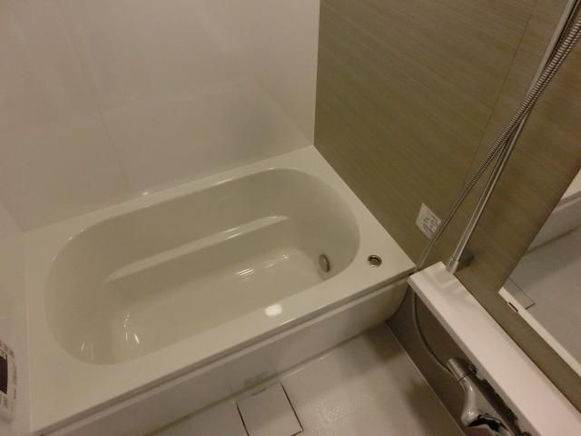 バス・シャワールーム　1200サイズの大型バス