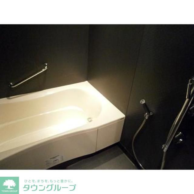 バス・シャワールーム　※写真は同タイプ住戸です。