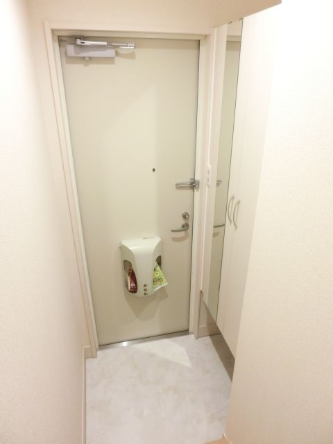 玄関　シューズボックス付きです。