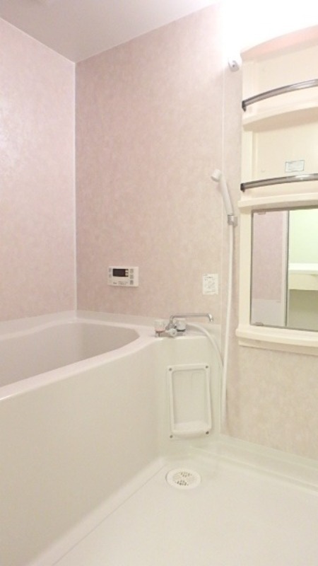 バス・シャワールーム　図面と現状に相違がある場合には現状を優先