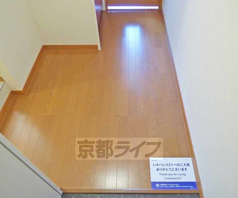 その他部屋・スペース　明るい廊下です