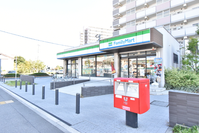 コンビニ　ファミリーマート　豊成団地店（コンビニ）まで500m