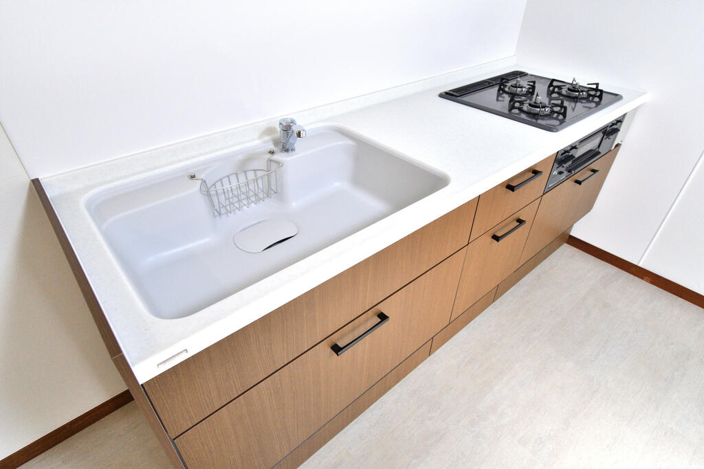 キッチン　システムキッチンW2100　ガス3口コンロ