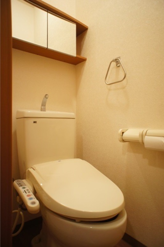 トイレ　図面と現状に相違がある場合には現状を優先