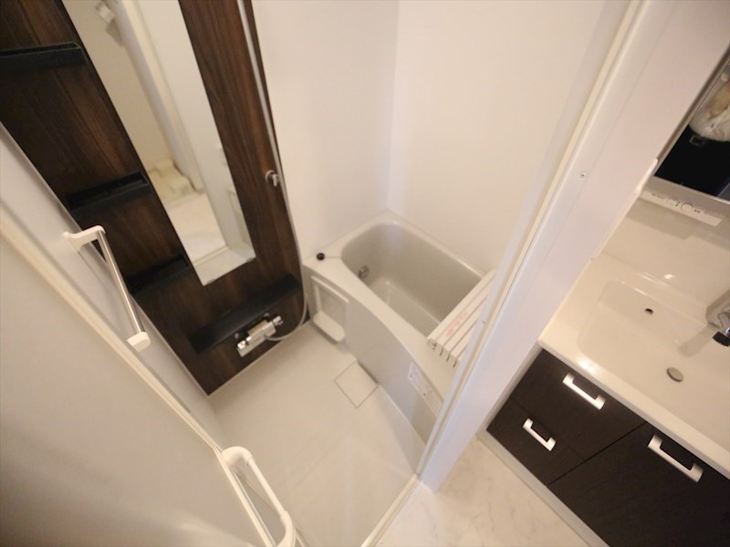 バス・シャワールーム　バスルーム　浴室暖房乾燥機付き　同仕様写真