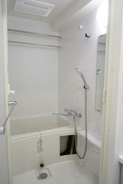 バス・シャワールーム　※別部屋の参考写真です。