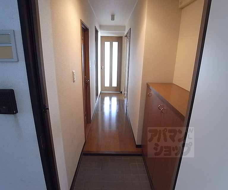 玄関　玄関です。