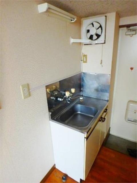 キッチン　キッチン周りの様子