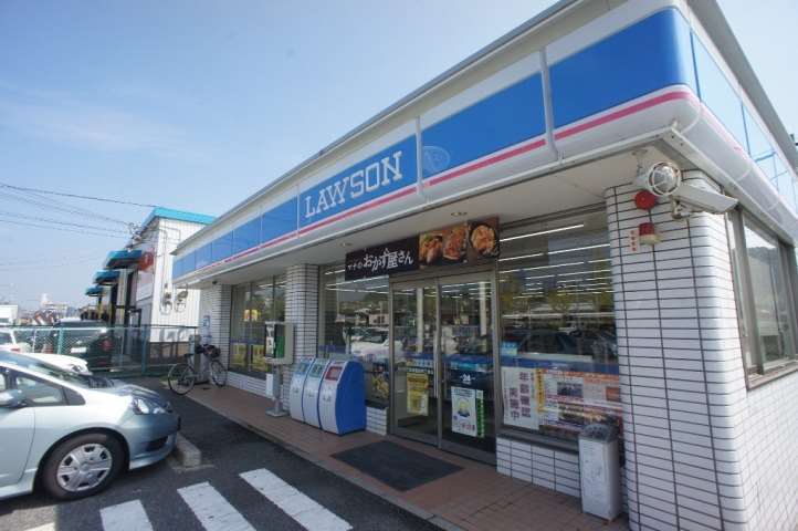 コンビニ　ローソン　王寺畠田四丁目店（コンビニ）まで351m