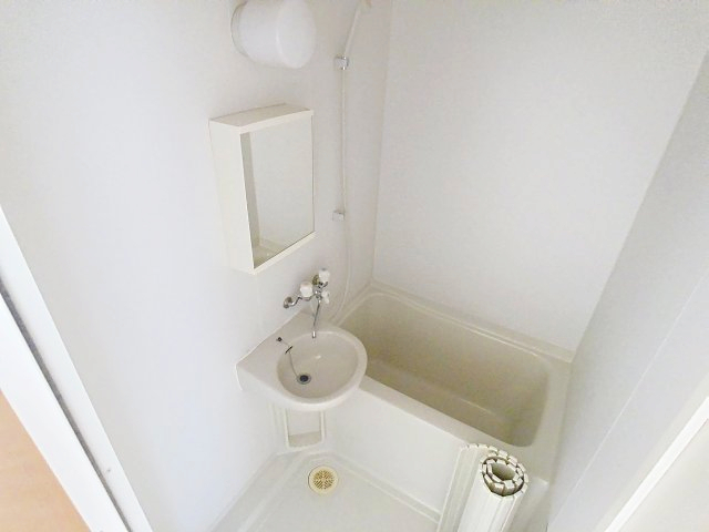 バス・シャワールーム　2025年12月撮影