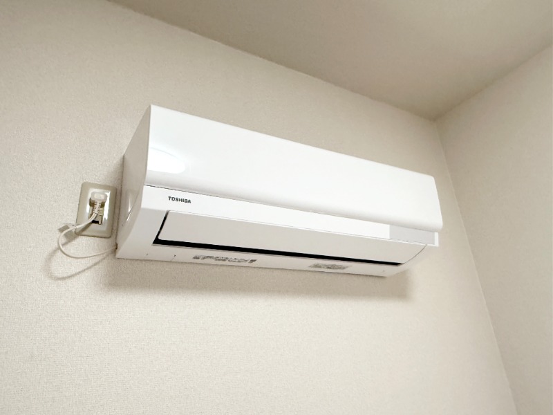 その他設備　エアコン交換しました！