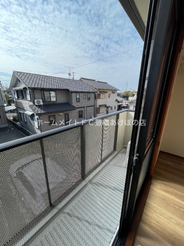 バルコニー　同型別部屋写真