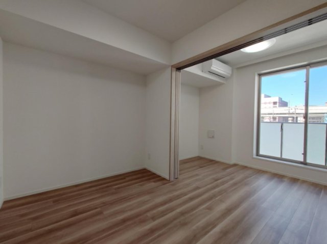 居室・リビング　別号室参考画像