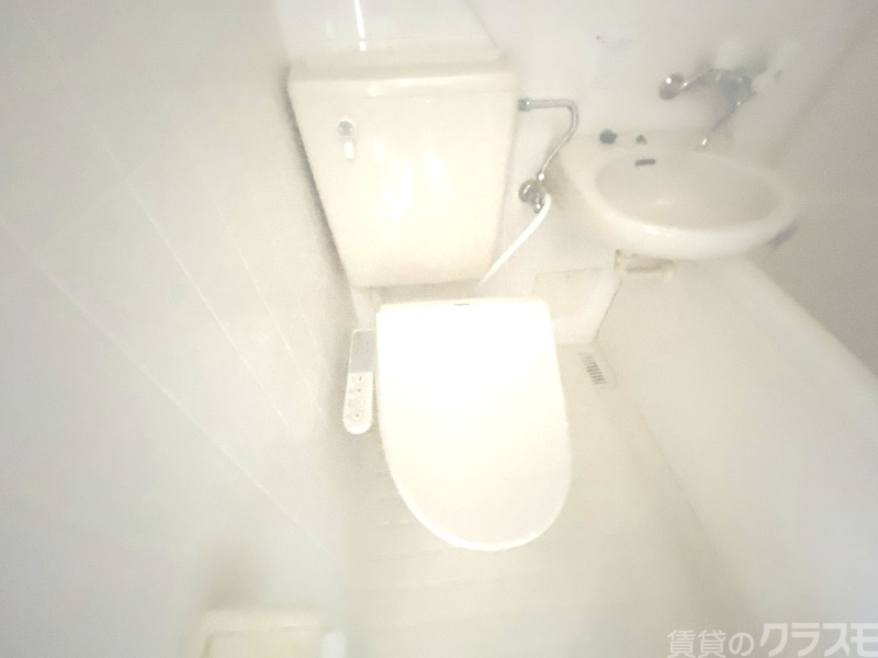 トイレ　浴槽が広いです