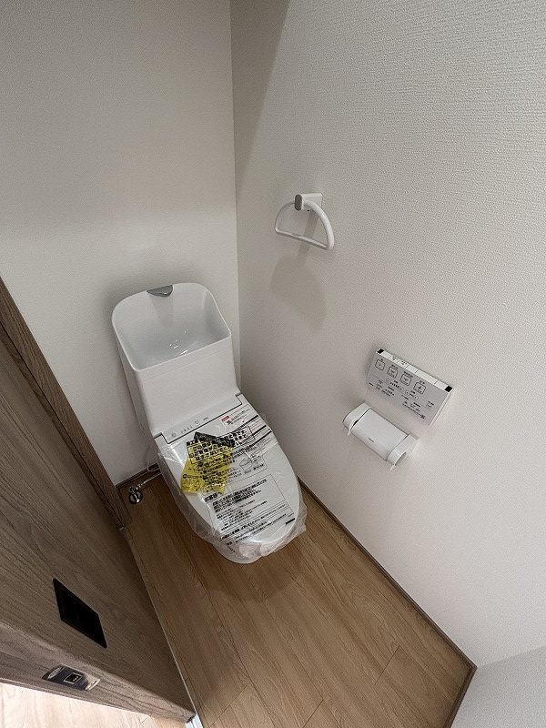 トイレ　101号室写真