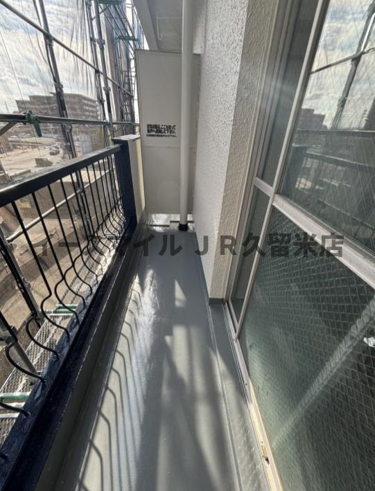 バルコニー　バルコニーからの眺めを楽しみながら食事をしませんか