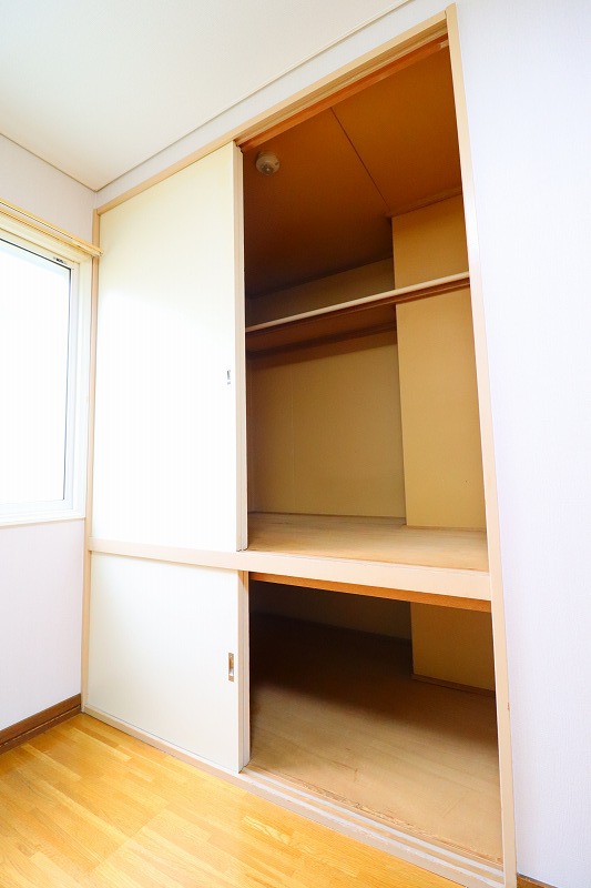 収納　洋室の収納です★