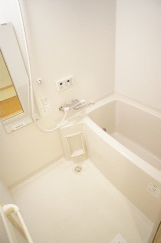 バス・シャワールーム　図面と現状に相違がある場合には現状を優先