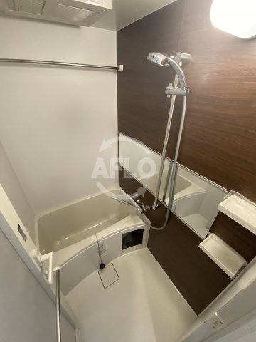 バス・シャワールーム　レオンコンフォート難波クレア　浴室