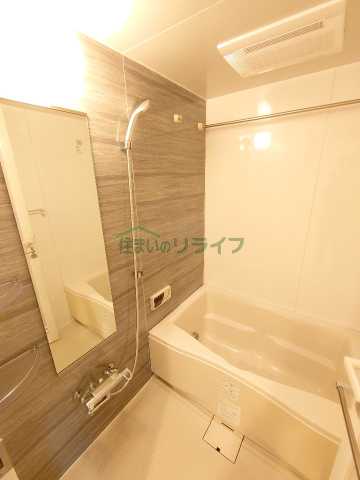 バス・シャワールーム　別階層の参考写真になります。