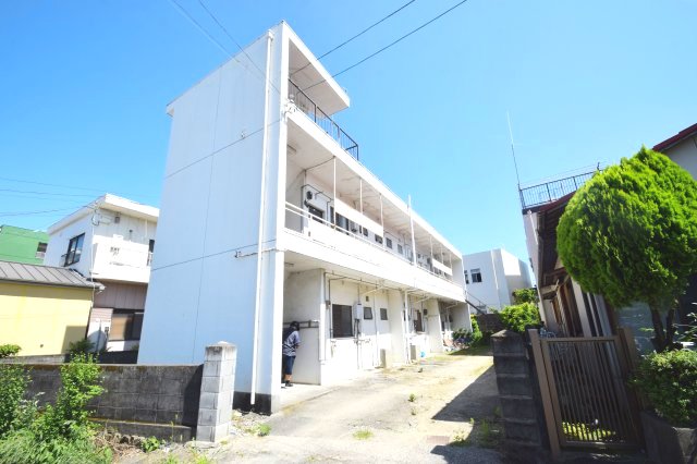 建物外観　外観は落ち着いています