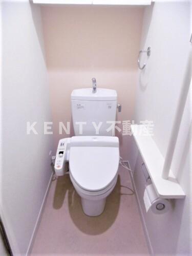 トイレ　落ち着いたトイレです