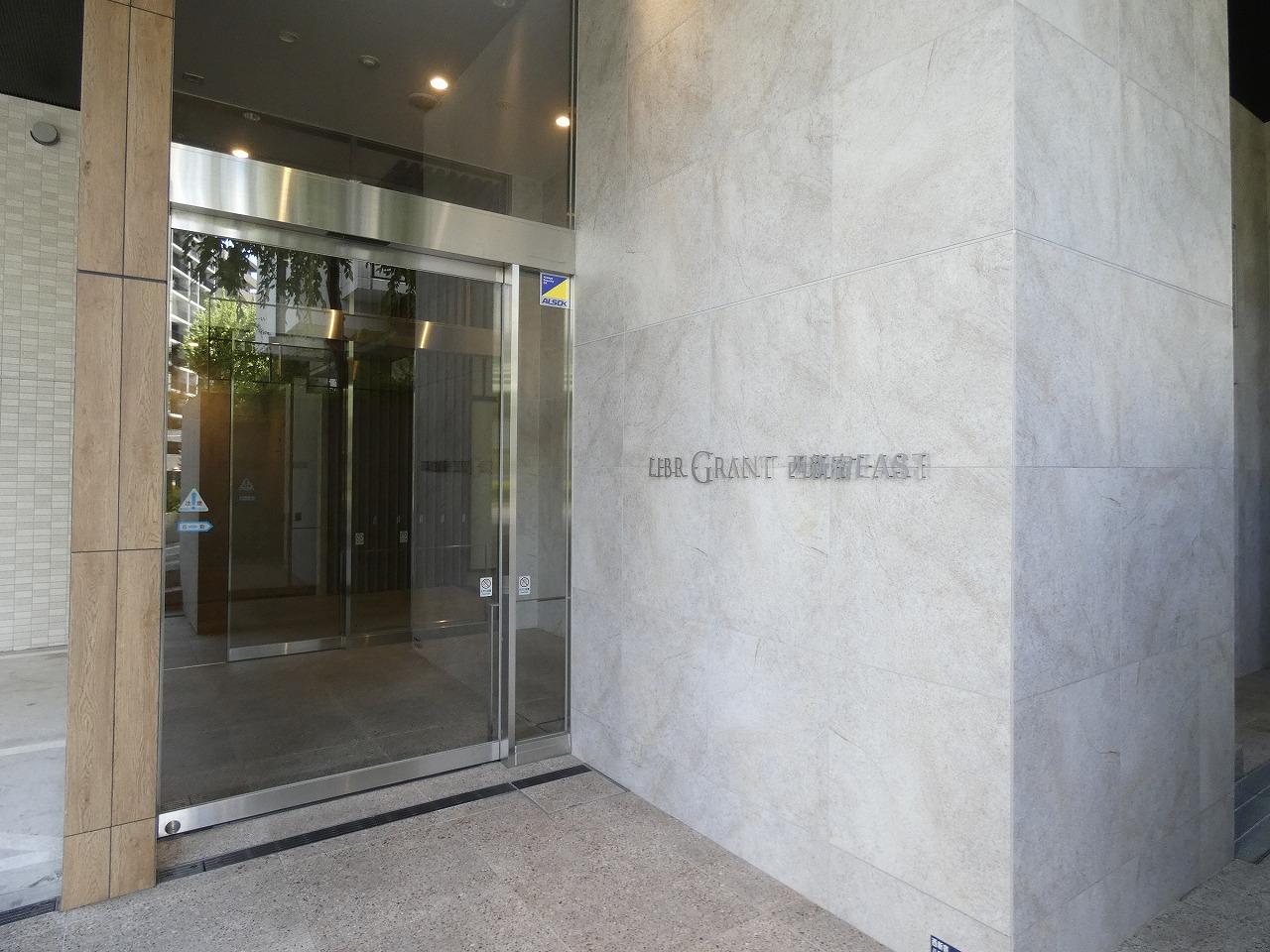 エントランス　エントランス