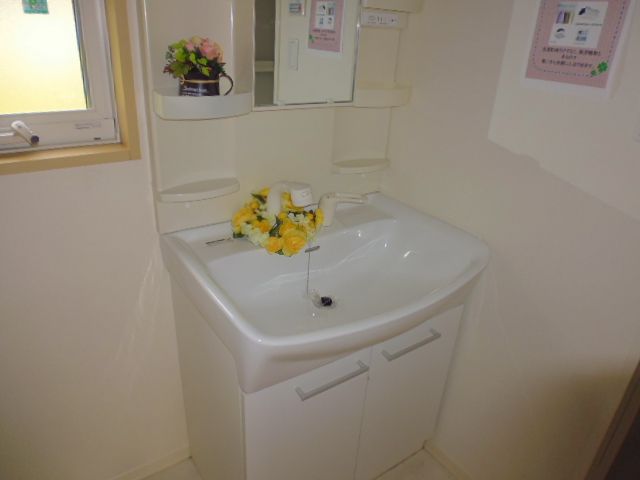 洗面設備　洗髪洗面化粧台