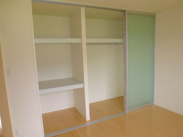 収納　クローゼット