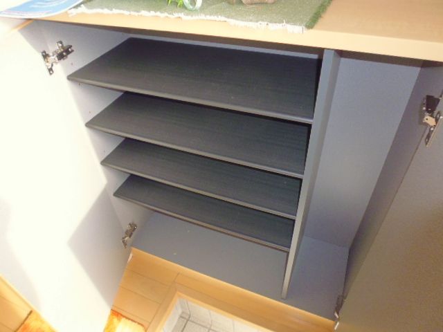 玄関　シューズボックス