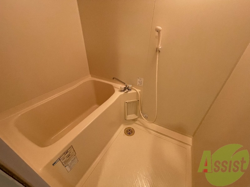 バス・シャワールーム　疲れた時はゆっくり湯船につかってみてはいかがでしょうか。